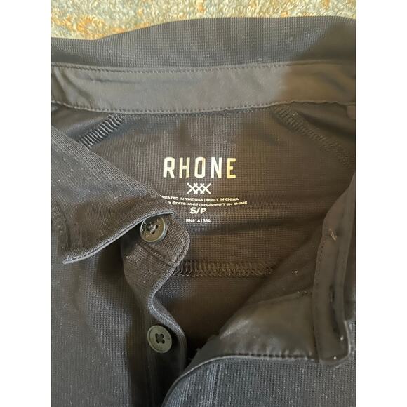 Rhone Men’s Polo Shirt Athletic Performance Wear, Size S - Picture 2 of 3